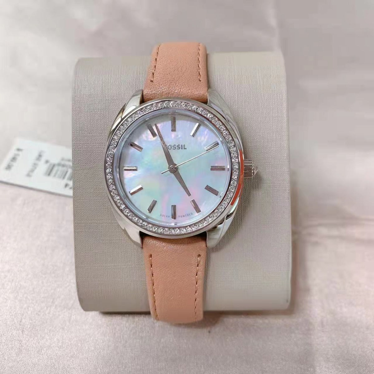 Fossil BQ3774 Vale Solar-Powered Brown Leather Watch Fossil BQ3774 Vale Solar-Powered Brown Leather Watch